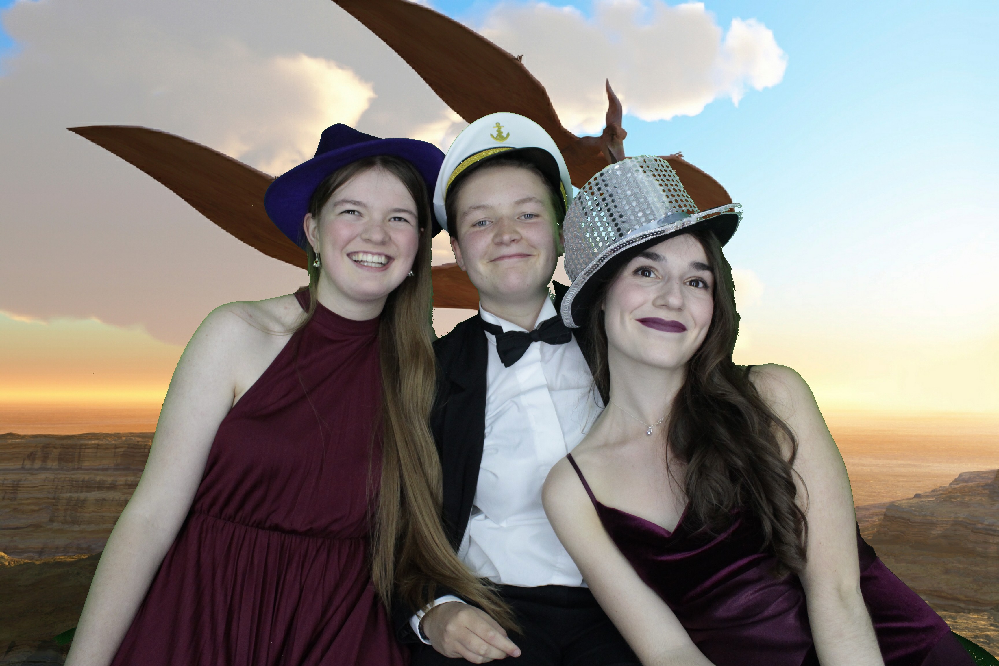 St Gabriel's Leavers 2019 | View more photos from the event at gallery.myphotoboothexperience.co.uk/u/MyPhotoBoothExperienceLtd/St-Gabriels-Leavers-2019